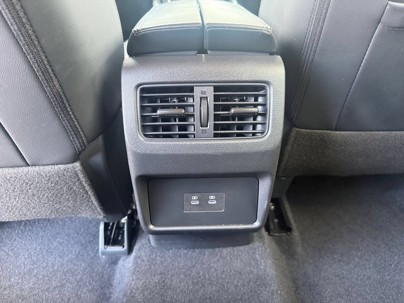 Used 2026 Nissan Rogue SL FWD image 25
