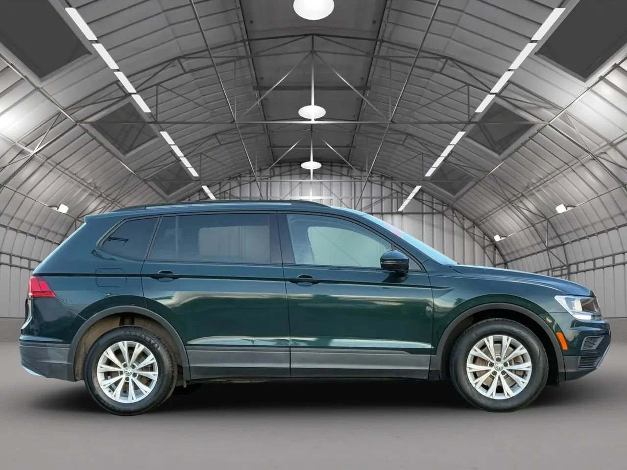 Used 2018 Volkswagen Tiguan S w/ 3rd Row Seat Package image 8