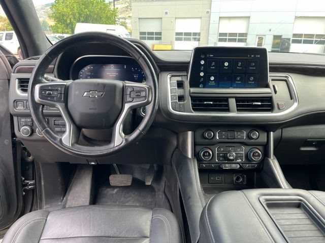 Used 2022 Chevrolet Suburban Z71 w/ Luxury Package AWD/4WD image 20