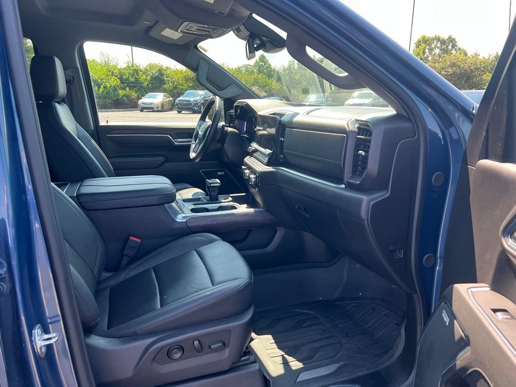 Used 2024 GMC Sierra 1500 SLT w/ SLT Premium Plus Package AWD/4WD image 10