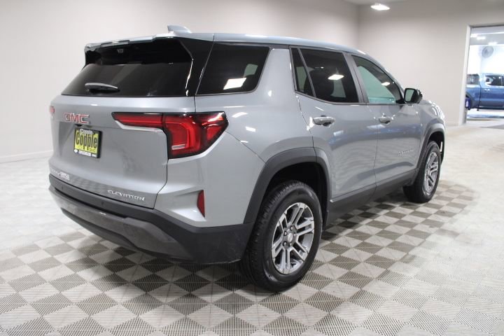 Used 2026 GMC Terrain Elevation w/ Technology Package II FWD image 11