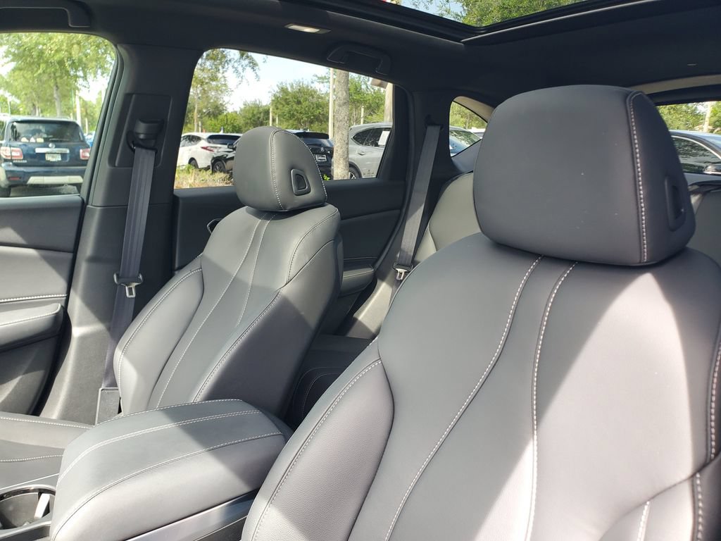 Used 2025 Acura RDX SH-AWD image 17