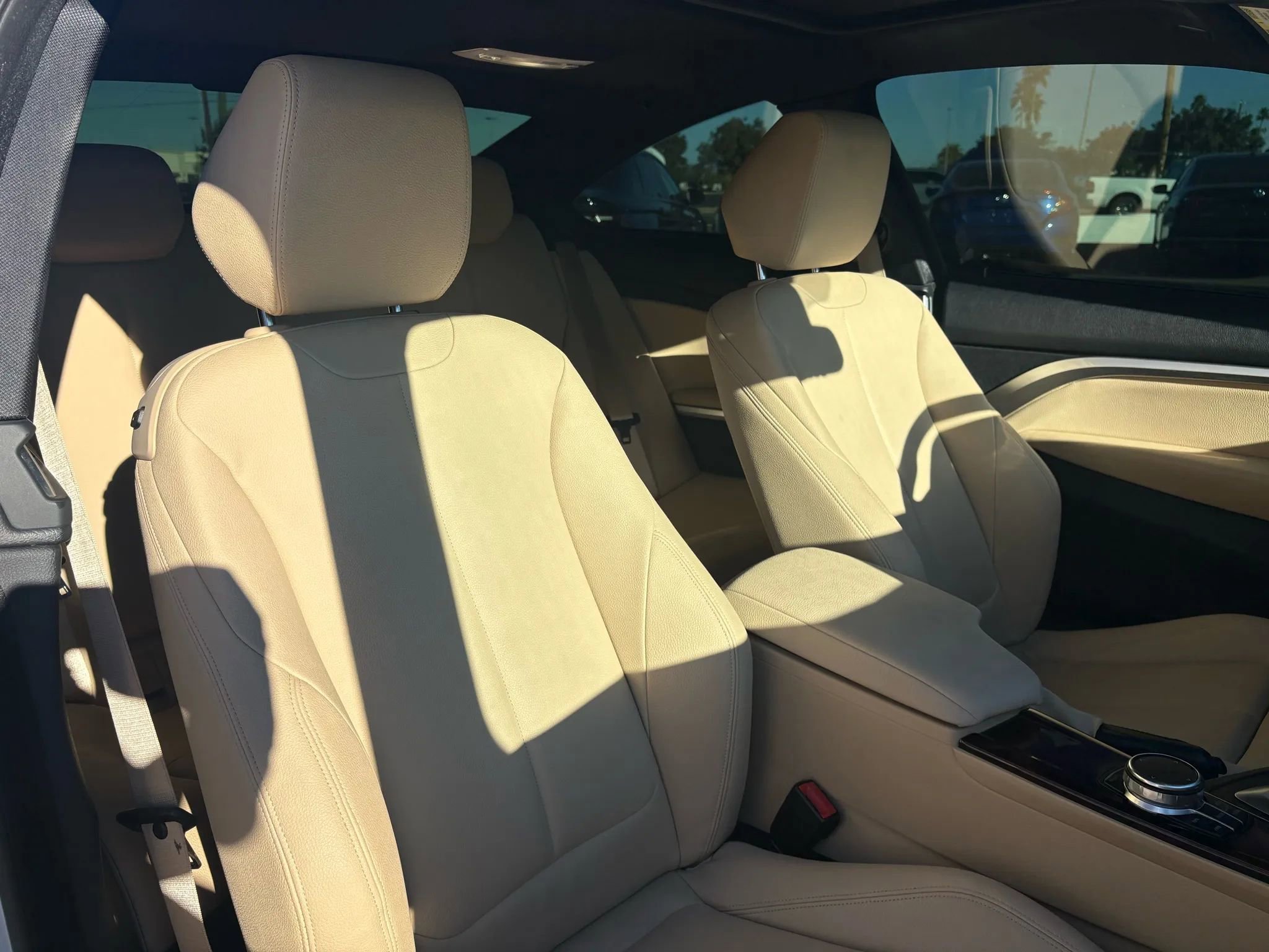 Used 2019 BMW 430i Coupe w/ Convenience Package image 28