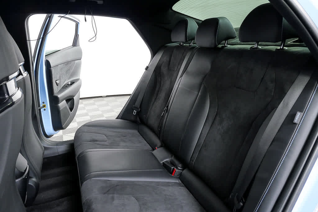 Certified 2025 Hyundai Elantra N image 19