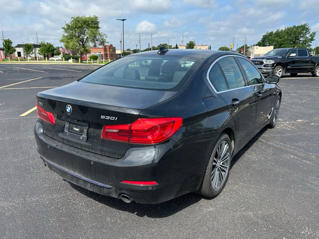 Used 2018 BMW 530i xDrive AWD/4WD image 9