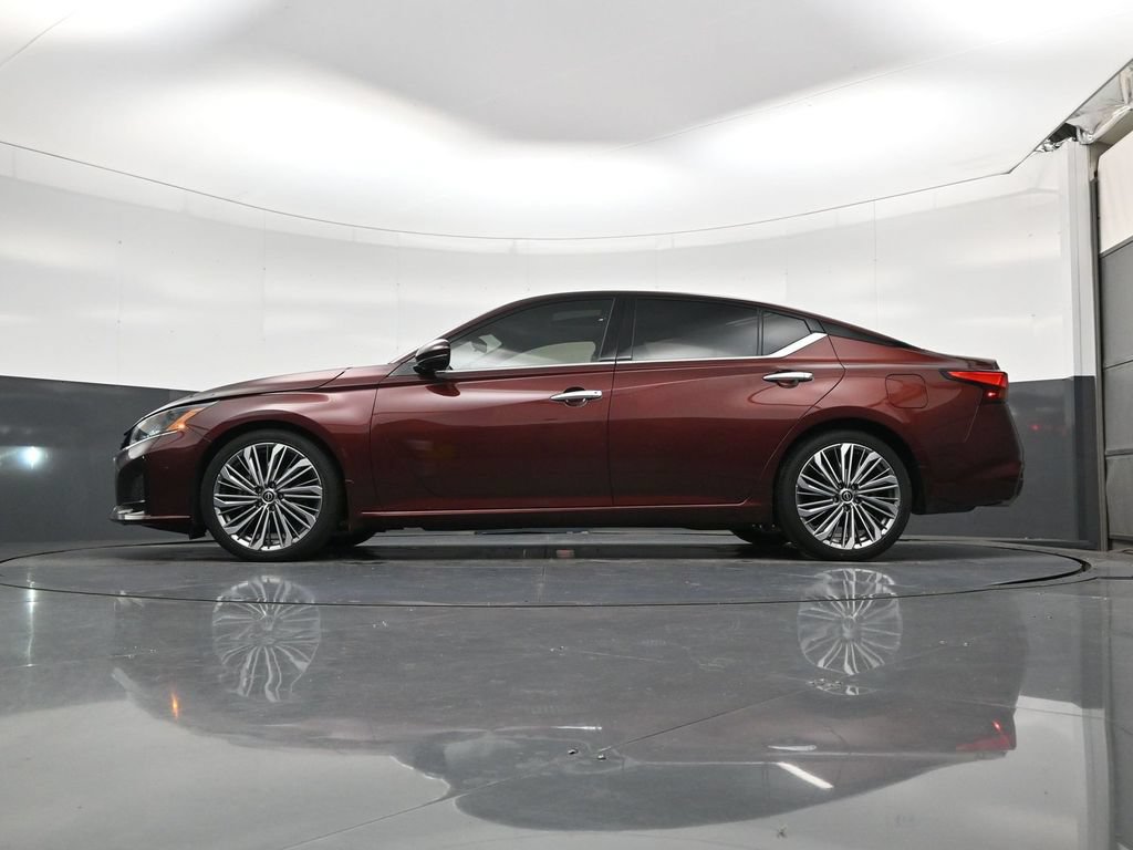 Certified 2024 Nissan Altima 2.5 SL FWD image 22