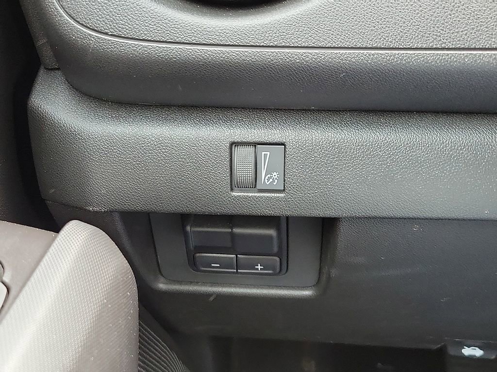 Used 2025 Chevrolet Colorado Trail Boss image 14