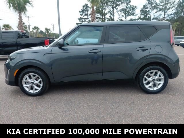 Used 2025 Kia Soul LX FWD image 8