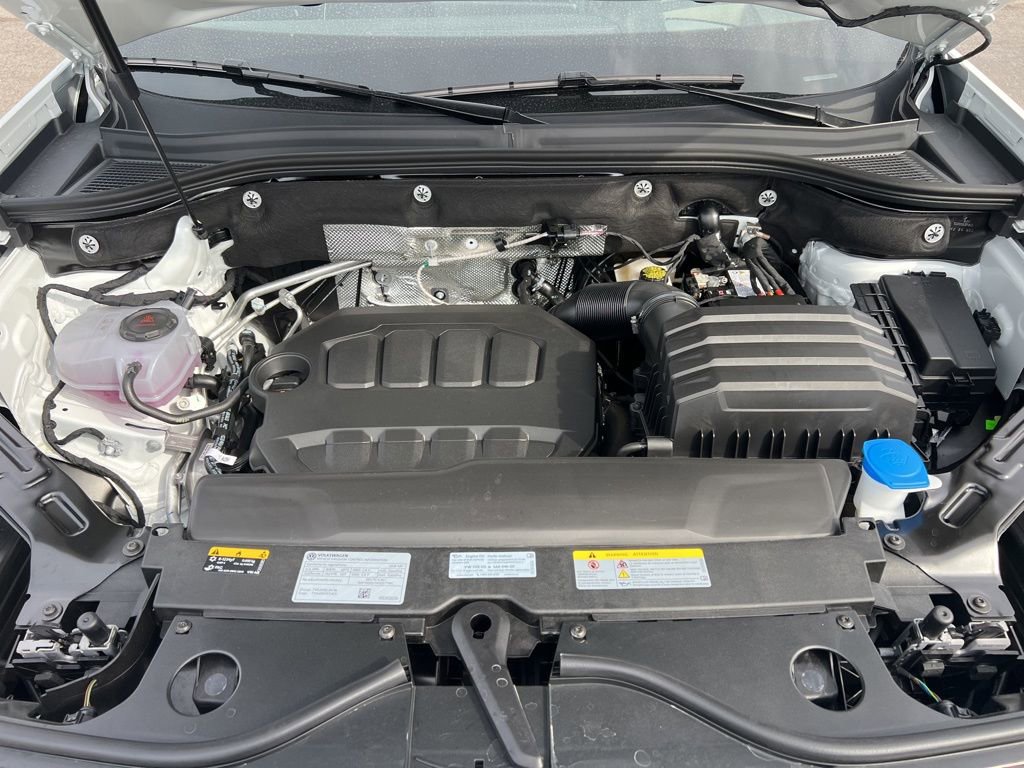 New 2026 Volkswagen Atlas SEL Premium R-Line image 11