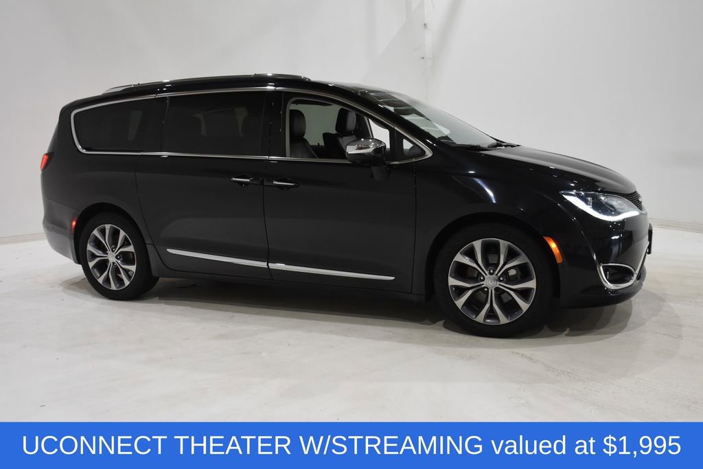 Used 2020 Chrysler Pacifica Limited w/ Tire & Wheel Group image 3