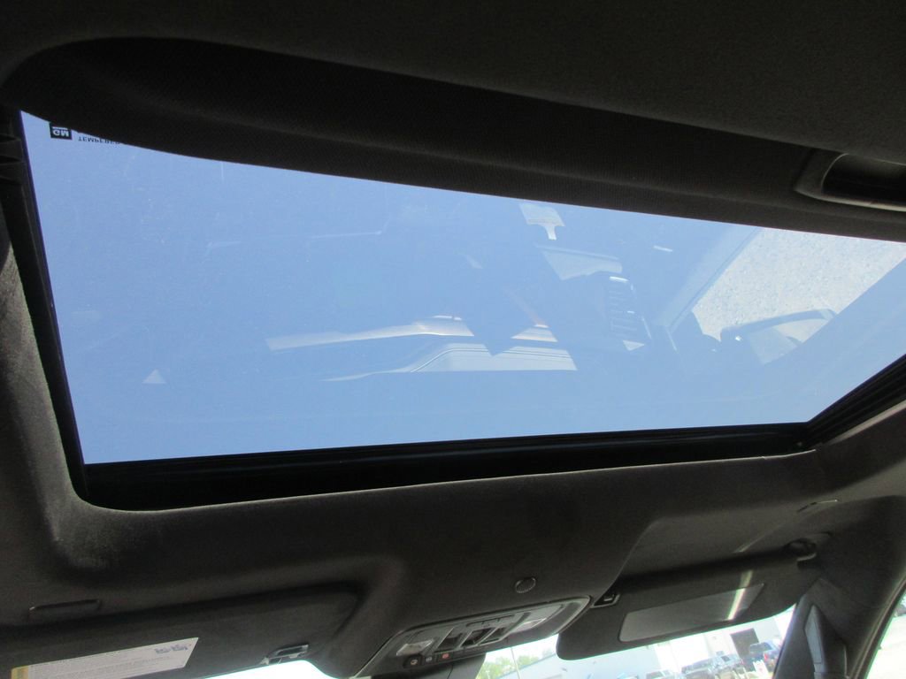 New 2026 GMC Sierra 2500 Denali Ultimate AWD/4WD image 14