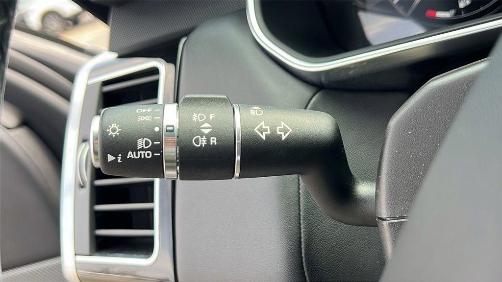 Used 2020 Land Rover Range Rover Sport HSE Dynamic image 15