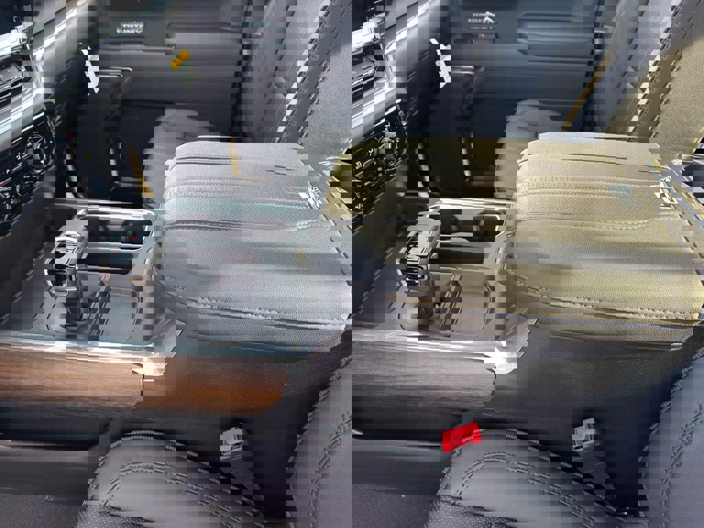 New 2026 Chevrolet Silverado 1500 High Country w/ Technology Package image 17