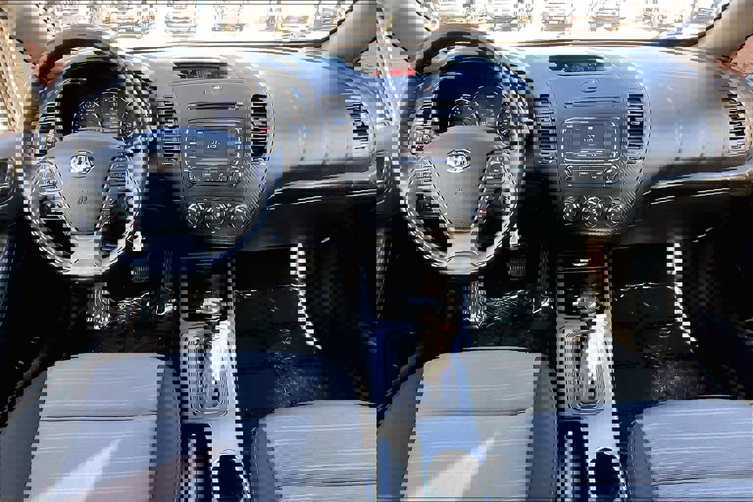 Used 2016 Kia Forte EX image 15