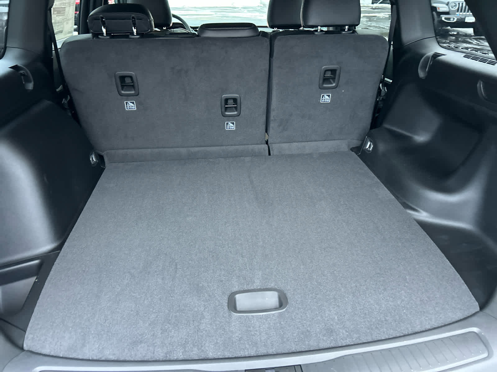 New 2026 Jeep Grand Cherokee Altitude AWD/4WD image 27