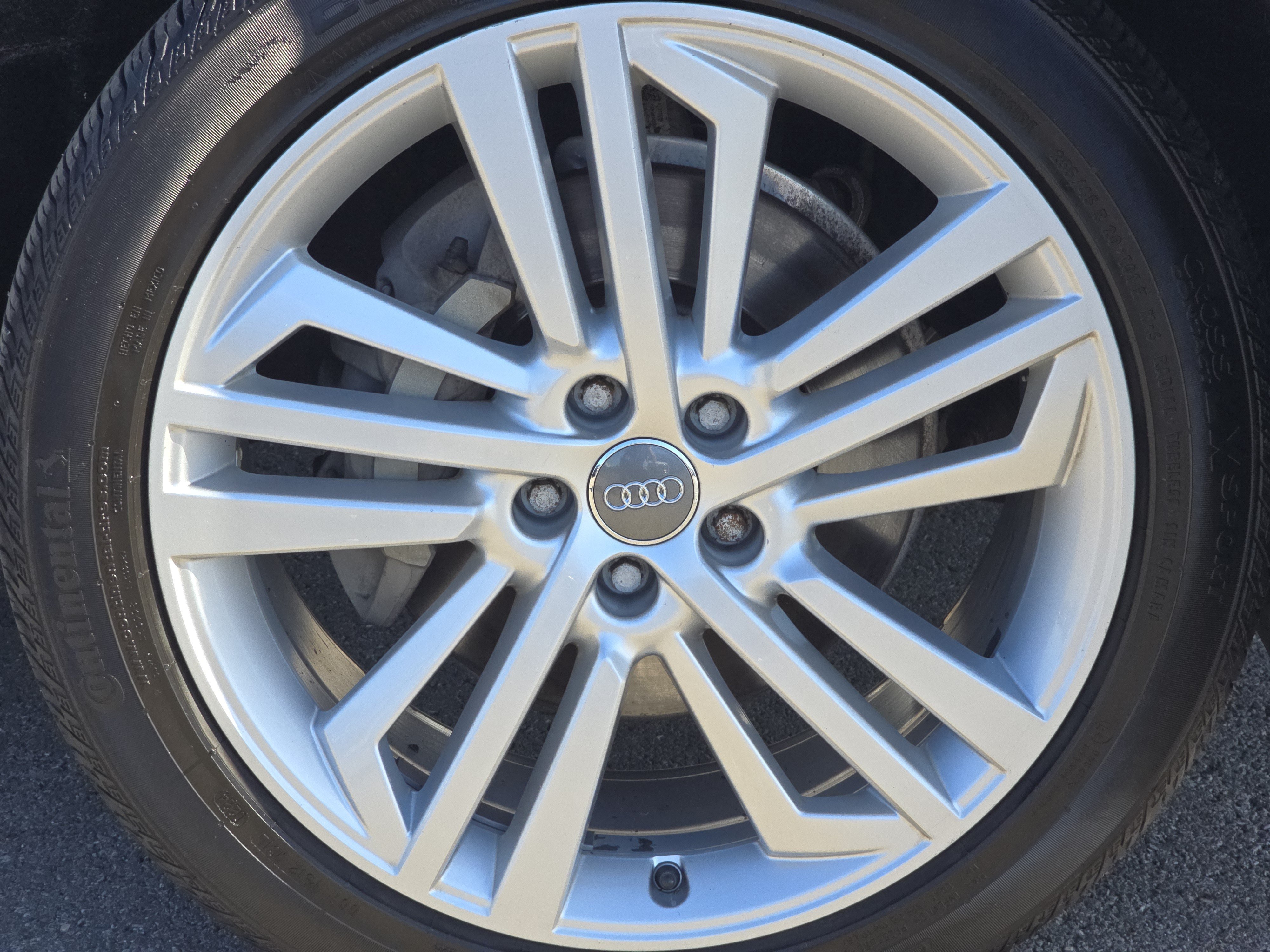 Used 2018 Audi Q5 Prestige w/ Prestige Package AWD/4WD image 16