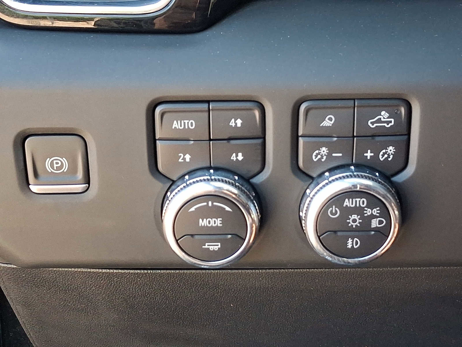 Used 2024 GMC Sierra 1500 Denali Ultimate AWD/4WD image 26