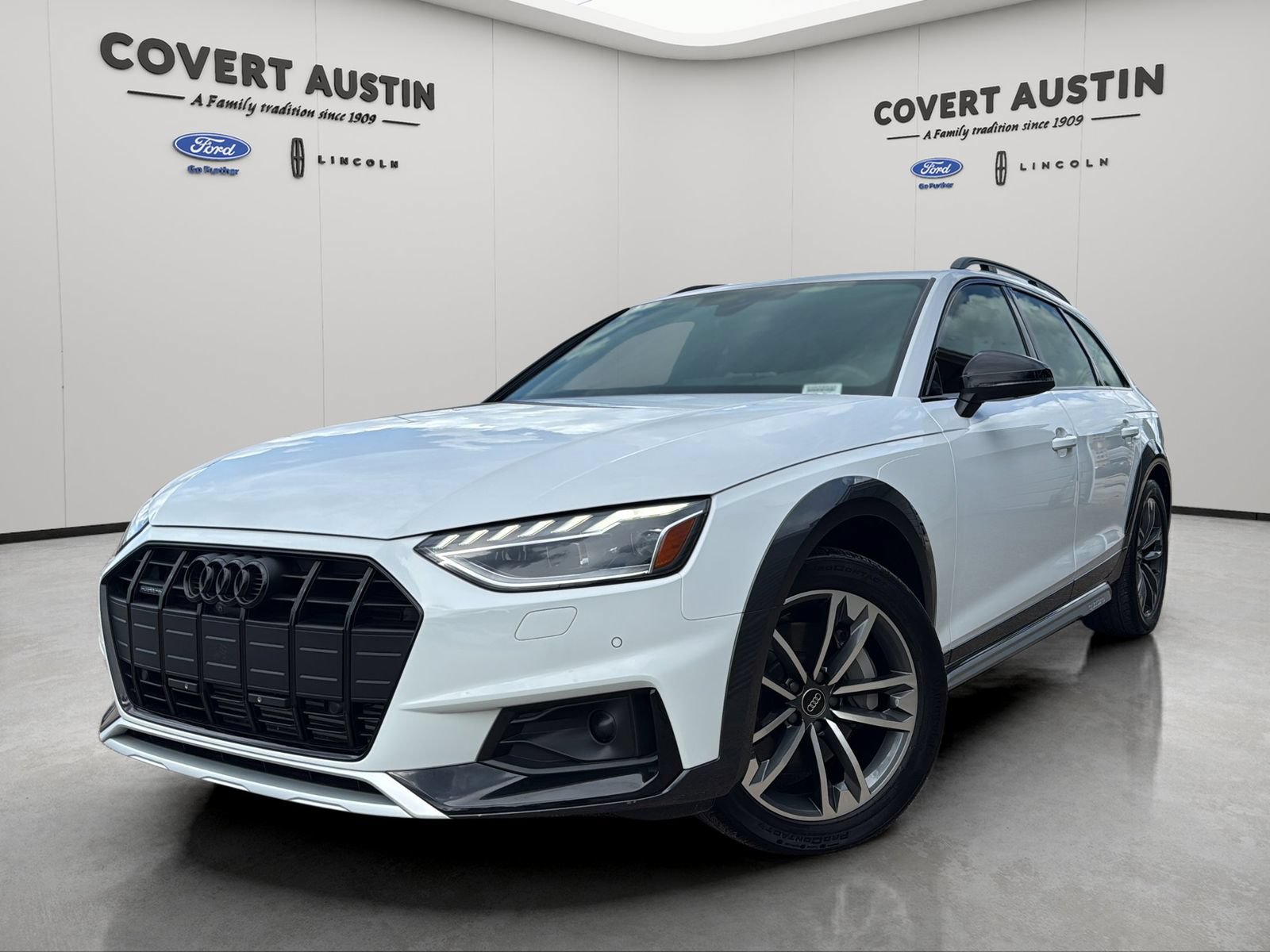 Used 2023 Audi A4 2.0T allroad Premium Plus AWD/4WD image 1