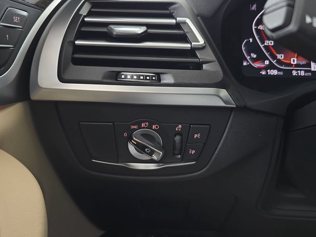 Used 2023 BMW X3 M40i AWD/4WD image 26