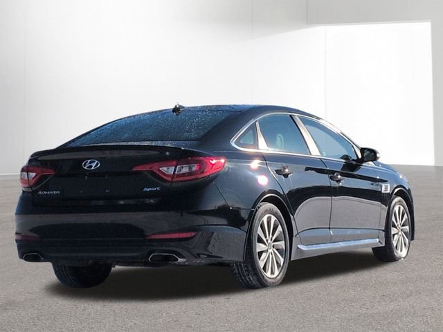 Used 2017 Hyundai Sonata Sport image 5