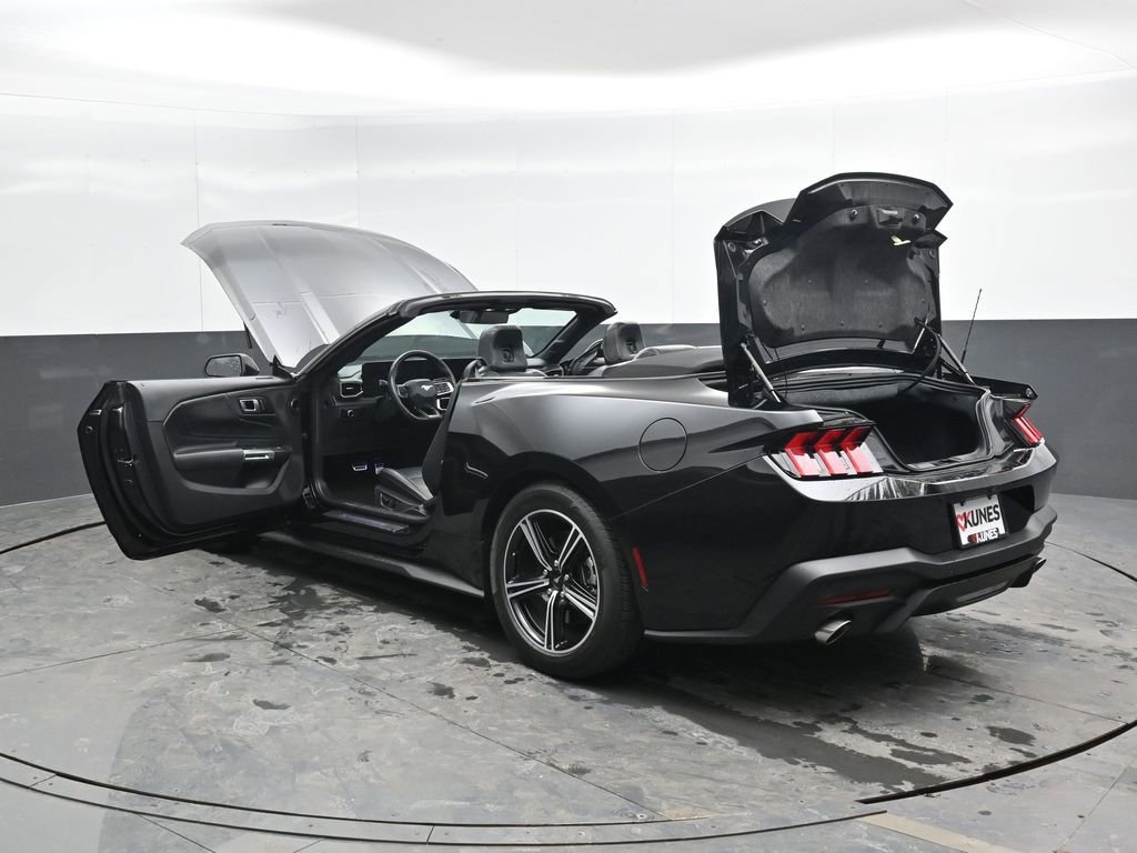 Used 2025 Ford Mustang Premium image 53