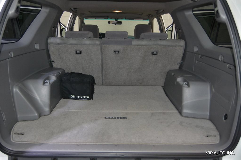 Used 2005 Toyota 4Runner Sport RWD image 32