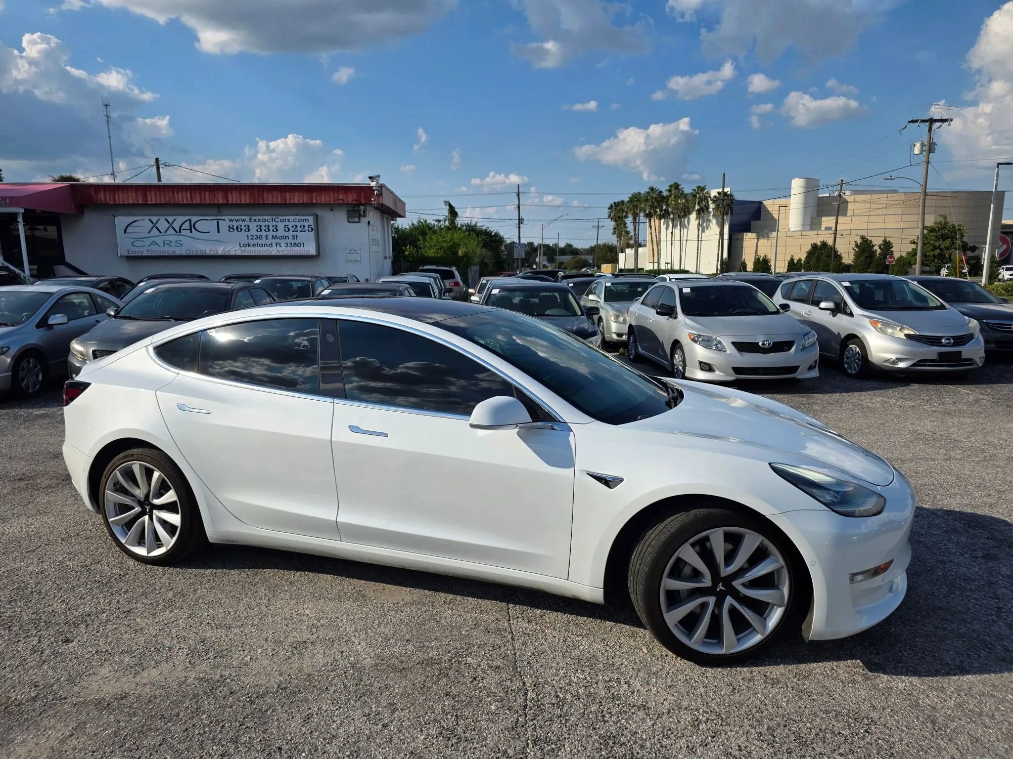 Used 2018 Tesla Model 3 Long Range AWD/4WD image 8