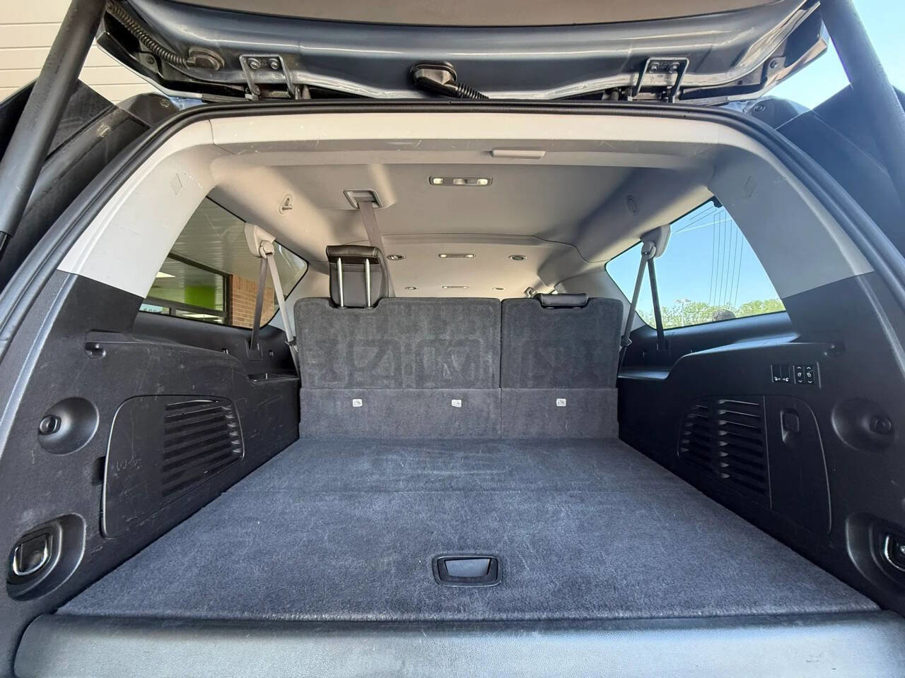 Used 2016 GMC Yukon XL SLT AWD/4WD image 12