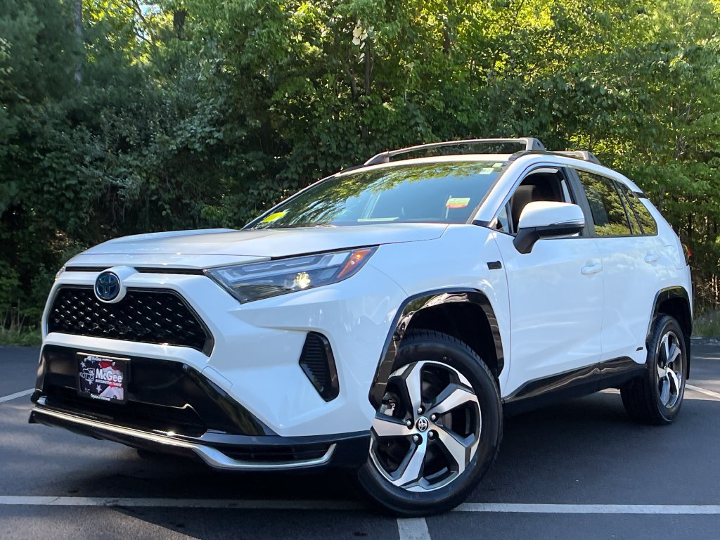 Certified 2023 Toyota RAV4 SE w/ Weather & Moonroof Package