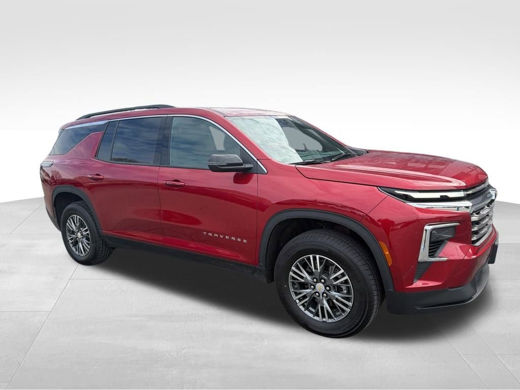 Used 2025 Chevrolet Traverse LT image 6