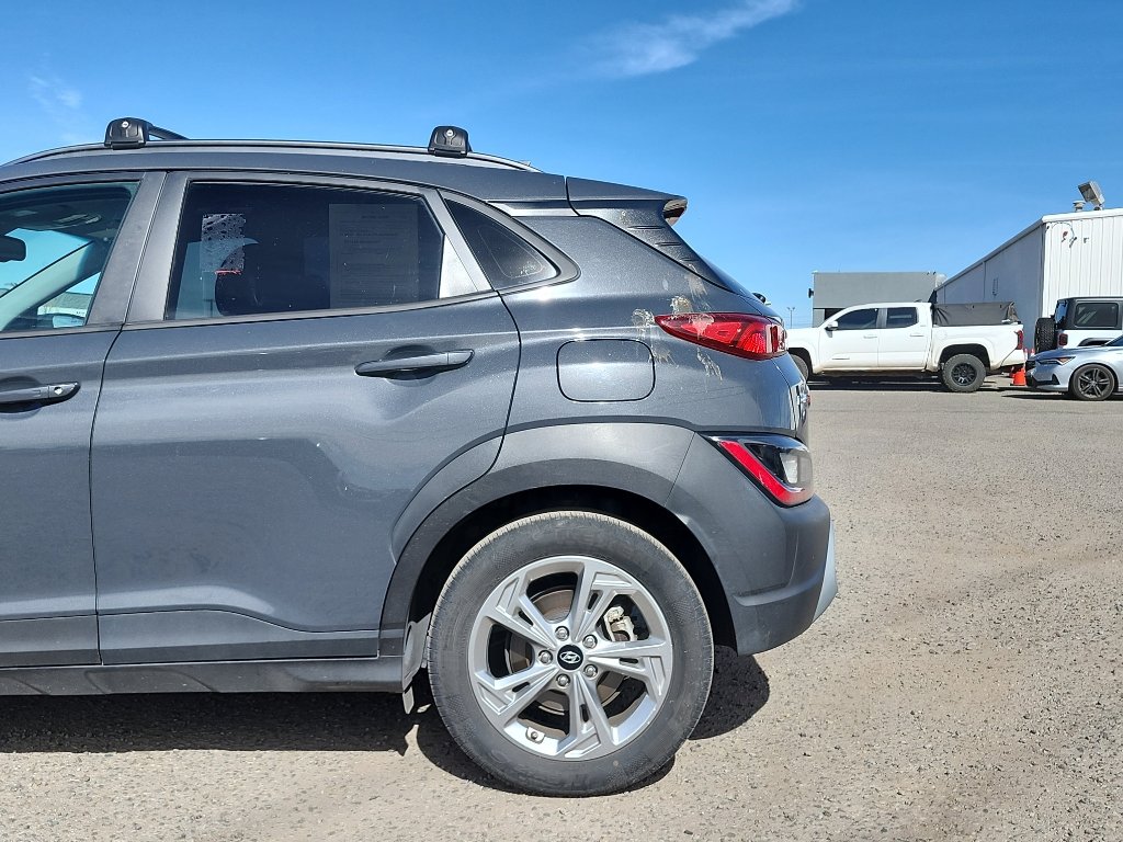Used 2023 Hyundai Kona SEL w/ Convenience Package image 9