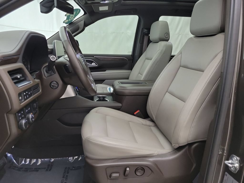 Certified 2021 Chevrolet Tahoe Z71 w/ Z71 Signature Package AWD/4WD image 9
