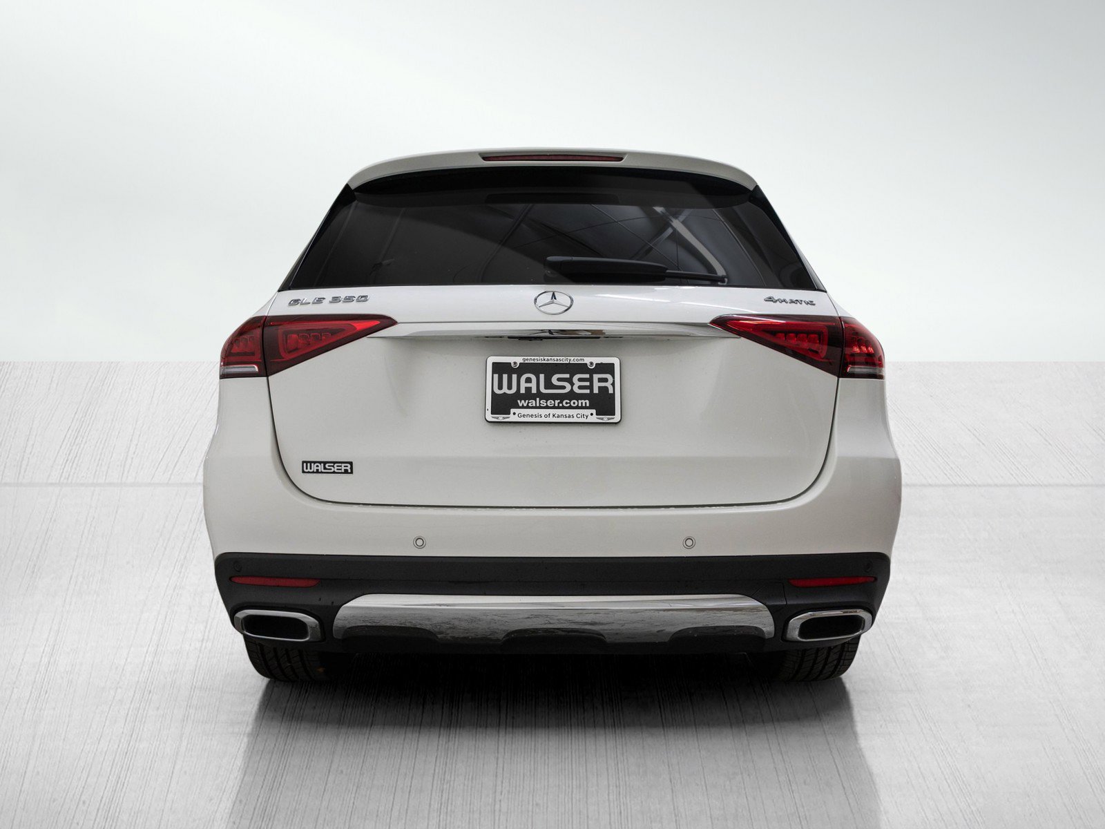 Used 2021 Mercedes-Benz GLE 350 4MATIC image 4