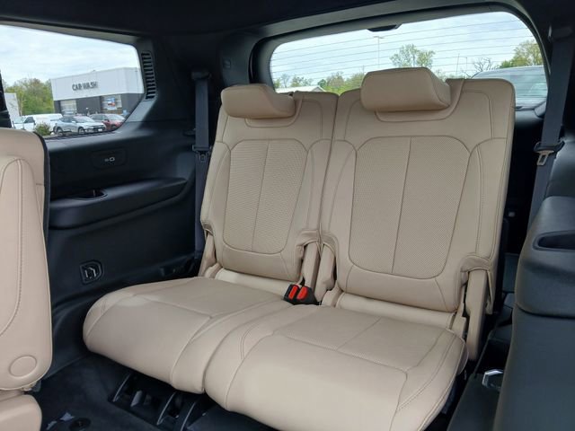 New 2026 Jeep Grand Cherokee L Limited AWD/4WD image 13