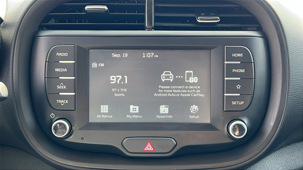 Used 2021 Kia Soul LX image 24