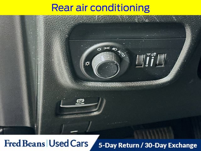 Used 2022 Jeep Grand Cherokee L Laredo AWD/4WD image 13