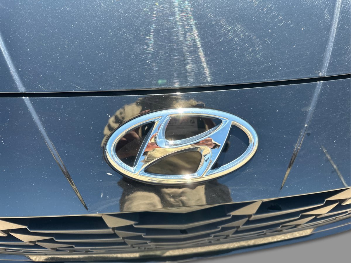 Used 2022 Hyundai Elantra SE FWD image 34