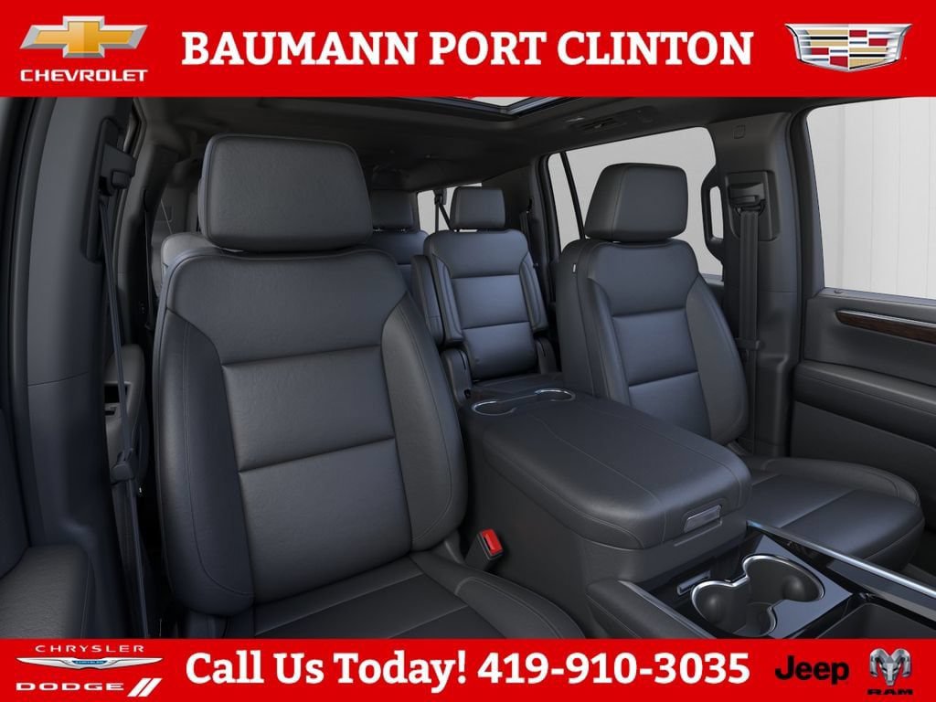New 2026 Chevrolet Suburban Z71 w/ Comfort Package AWD/4WD image 17