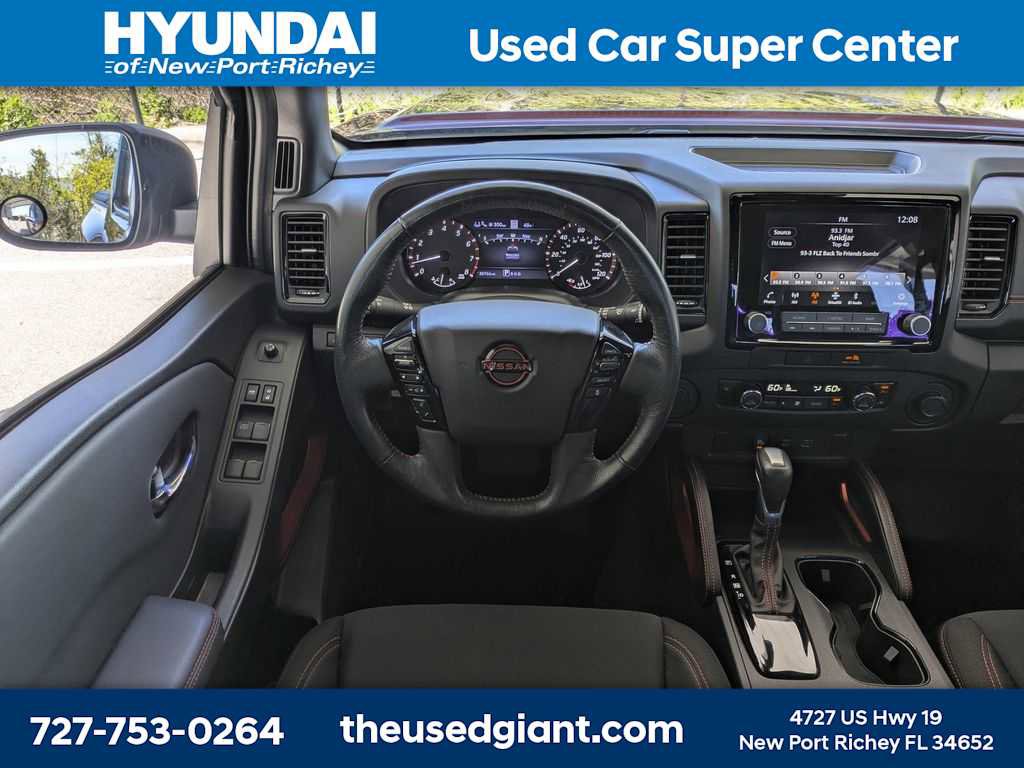 Used 2022 Nissan Frontier Pro-X w/ Technology Package image 18