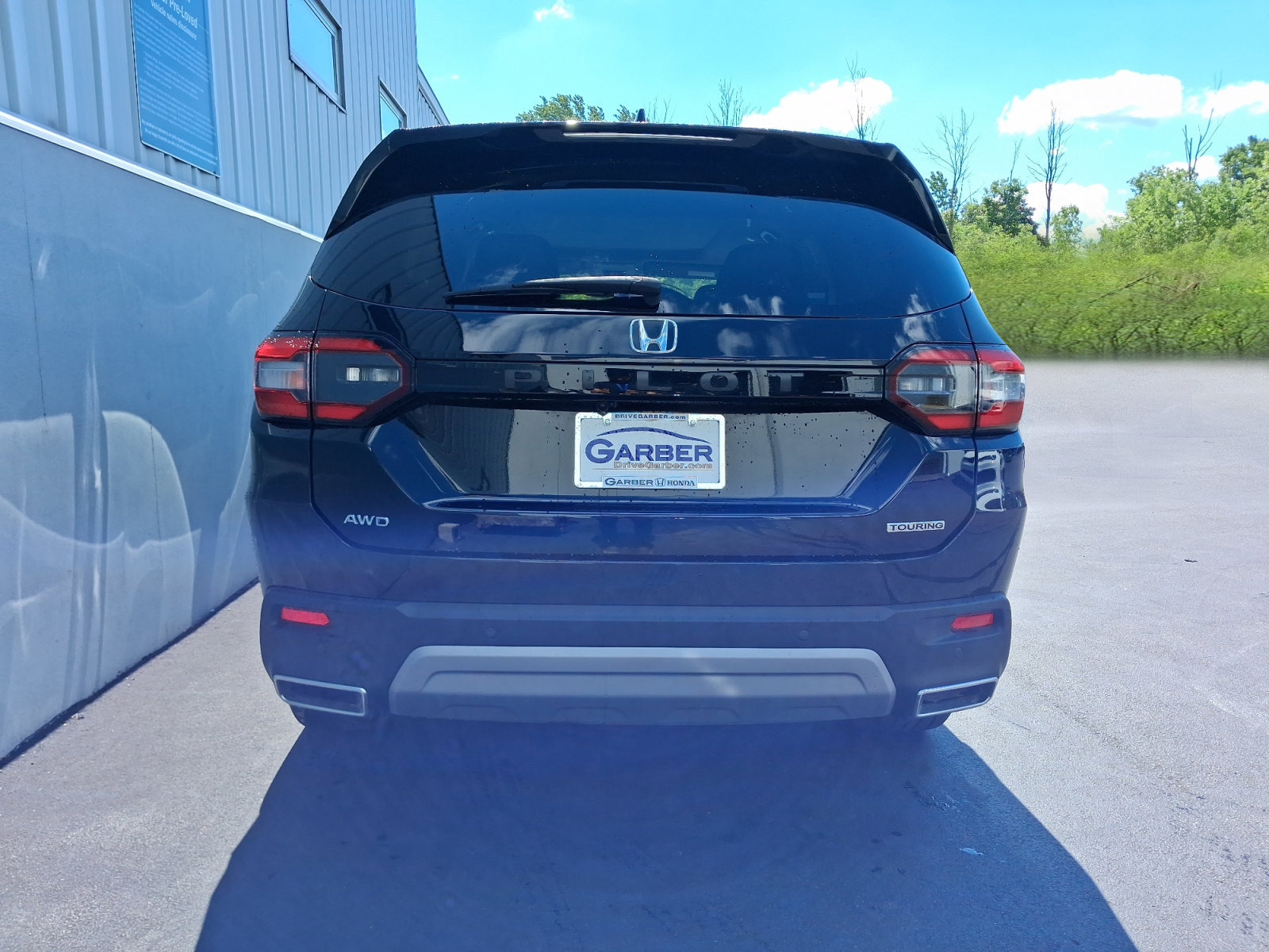 Used 2023 Honda Pilot Touring image 11