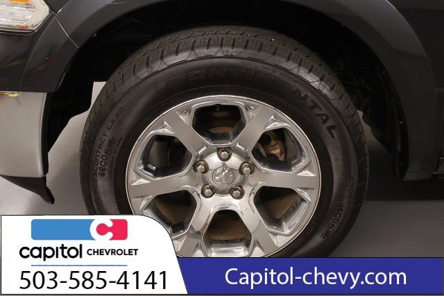 Used 2017 RAM 1500 Laramie w/ Convenience Group AWD/4WD image 9
