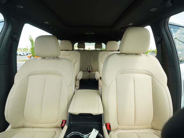 New 2026 Jeep Grand Cherokee L Limited w/ Limited Altitude Package AWD/4WD image 36