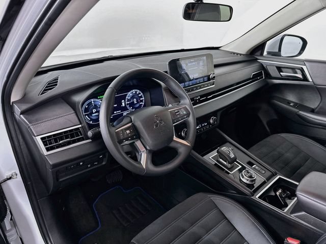 Used 2024 Mitsubishi Outlander SE AWD/4WD image 10