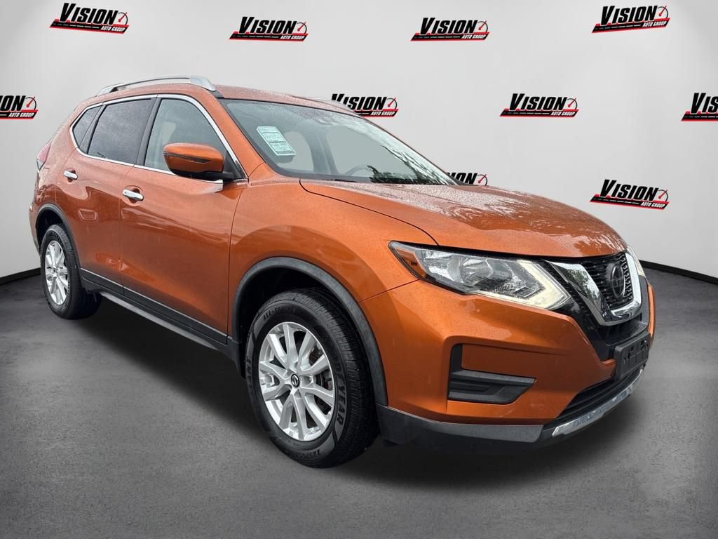 Used 2020 Nissan Rogue SV AWD/4WD image 3