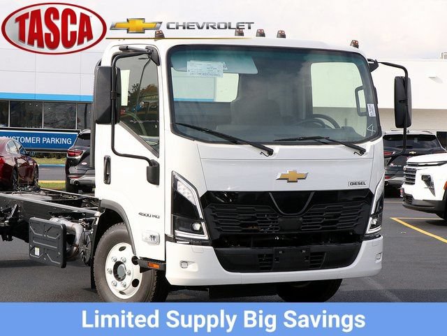 New 2025 Chevrolet Low Cab Forward 4500 XD RWD image 2