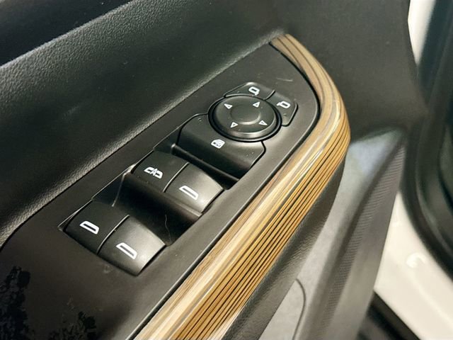 Used 2021 GMC Acadia SLE w/ LPO, Floor Liner Package image 19