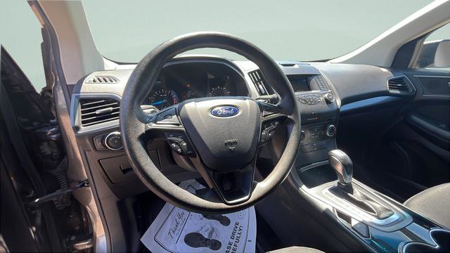Used 2015 Ford Edge SE AWD/4WD image 13