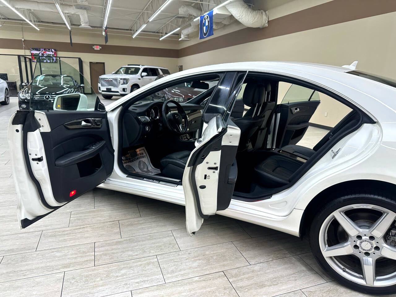 Used 2014 Mercedes-Benz CLS 550 CLS550 4MATIC w/ Premium 1 Package image 15