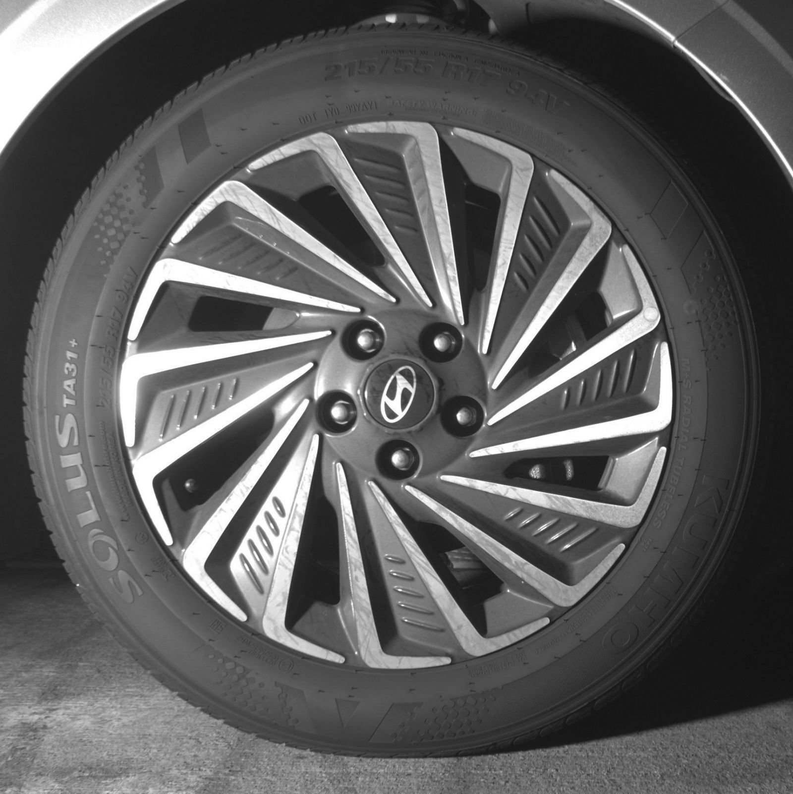 Used 2025 Hyundai Sonata SEL FWD image 16
