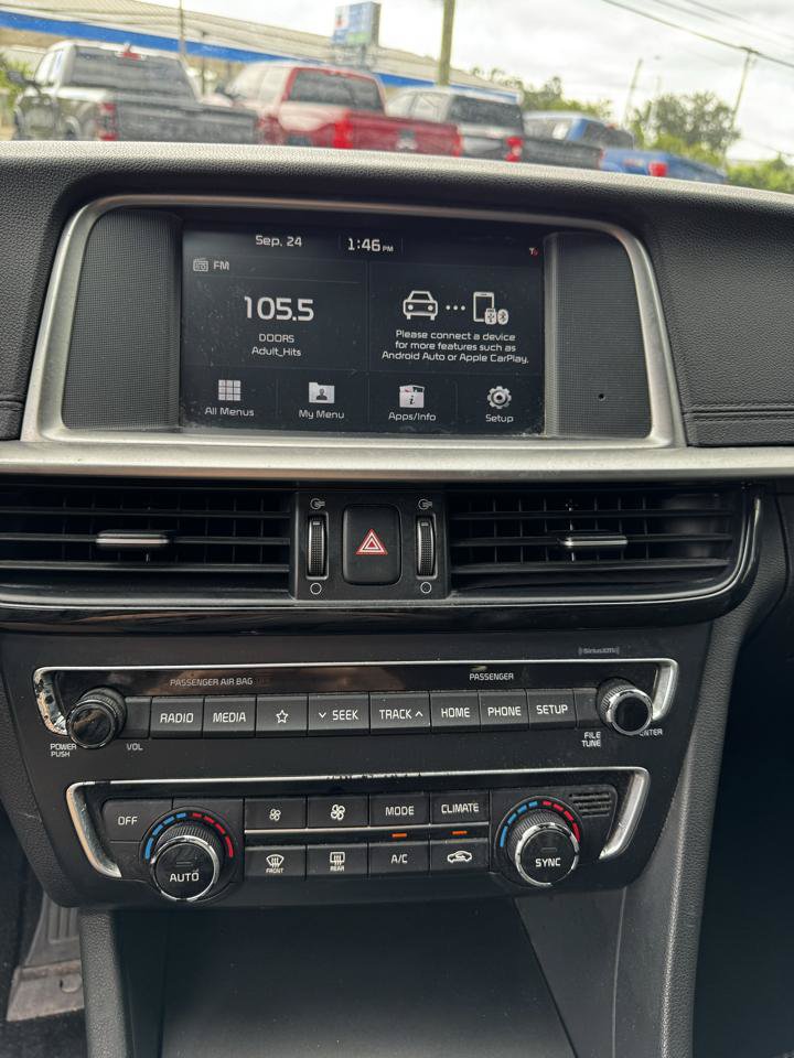 Used 2019 Kia Optima S FWD image 15